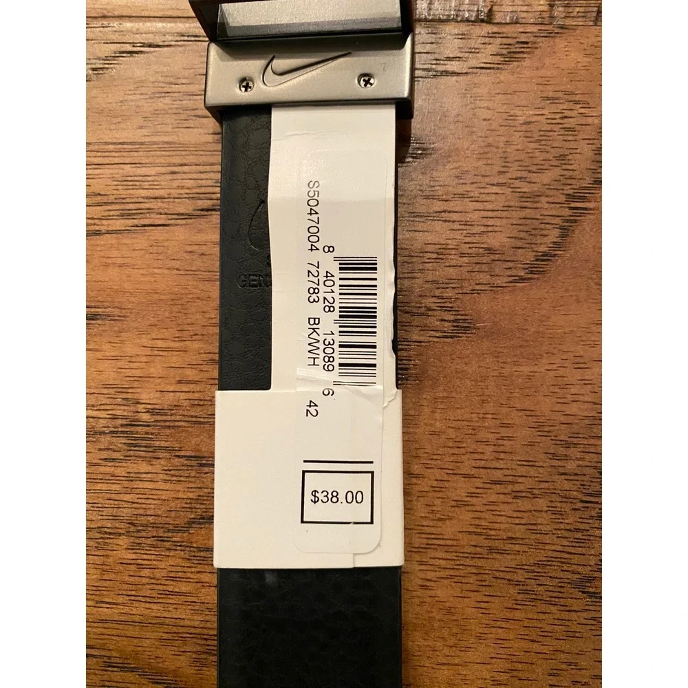 Nike Mens Reversible Leather Golf Belt Black White Size 42 S5047004‎ BKWH